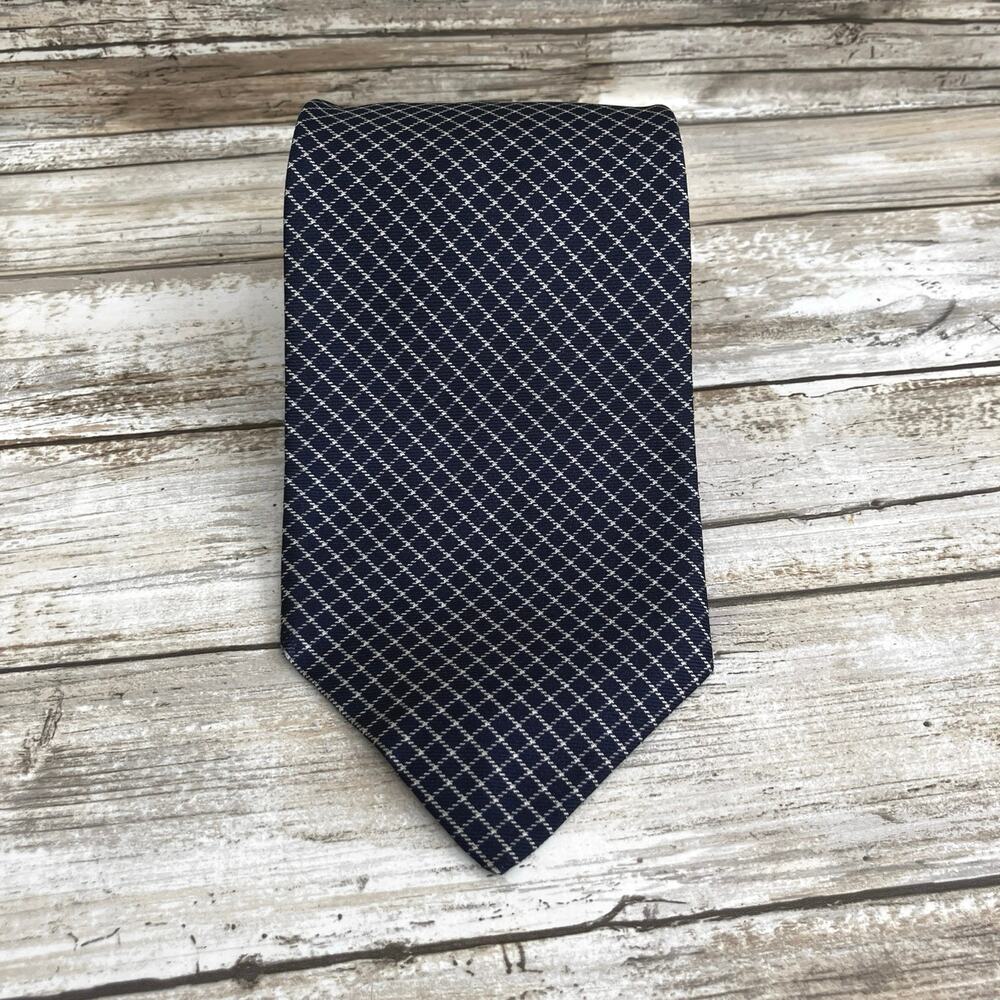 VTG 80s Abercrombie & Fitch‎ Tie Navy Geometric 100% Silk Made in USA 58”x3.75”